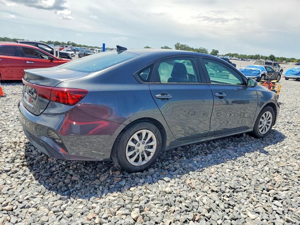 2024 KIA FORTE LX 3