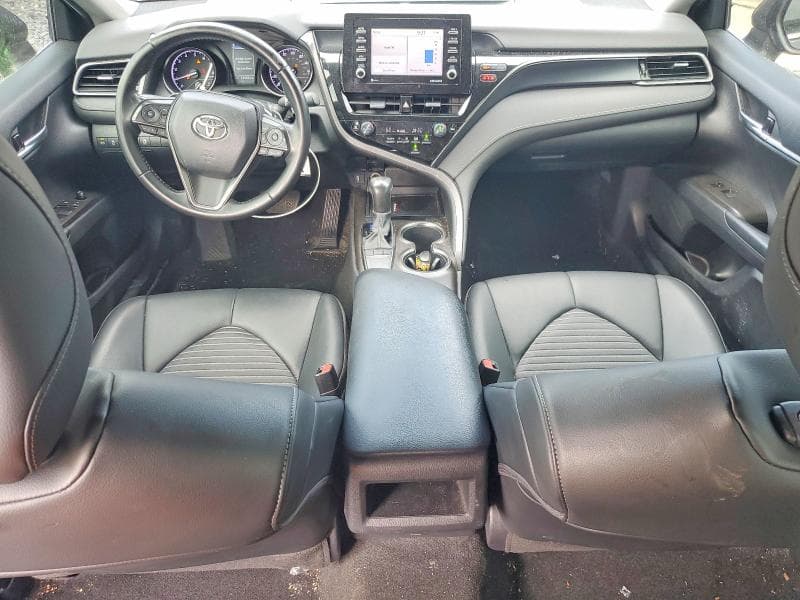 2022 TOYOTA CAMRY SE 8