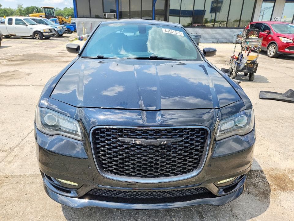 2017 CHRYSLER 300 S 5