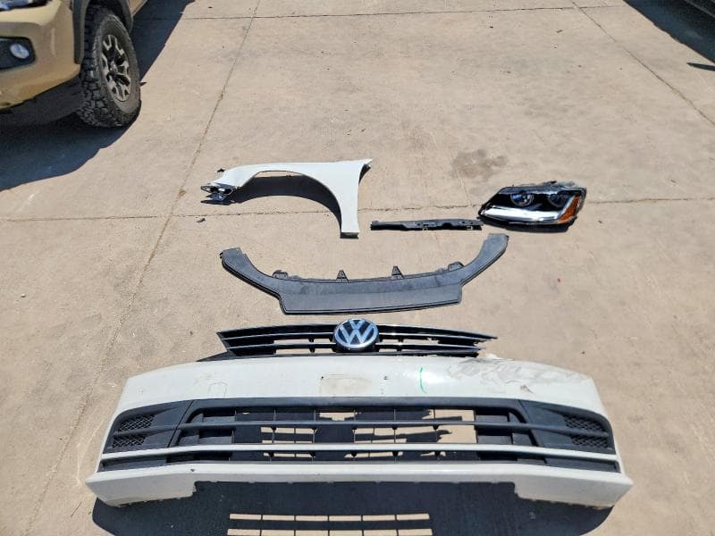 2017 VOLKSWAGEN JETTA SE 12