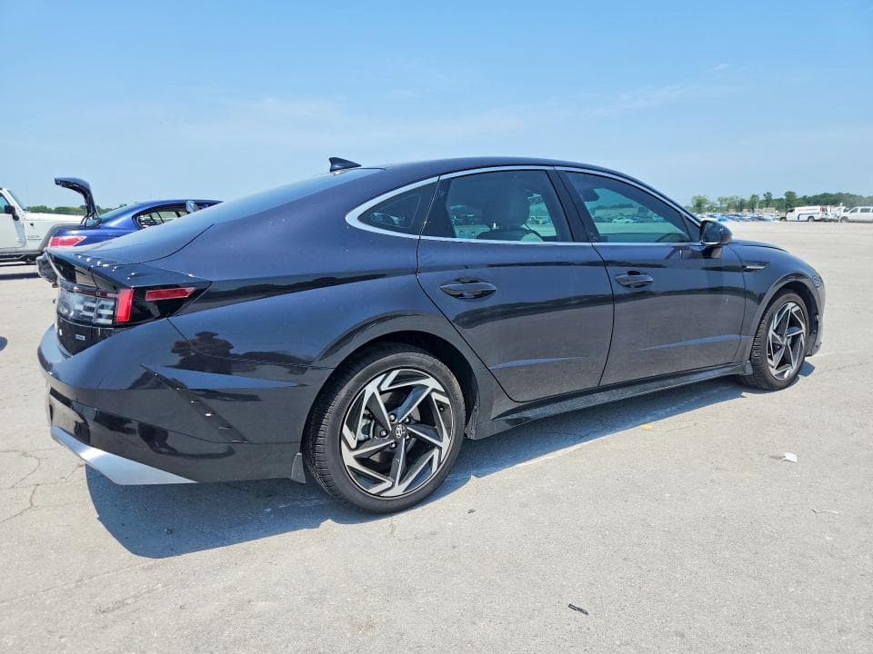 2026 HYUNDAI SONATA SEL SPORT 3
