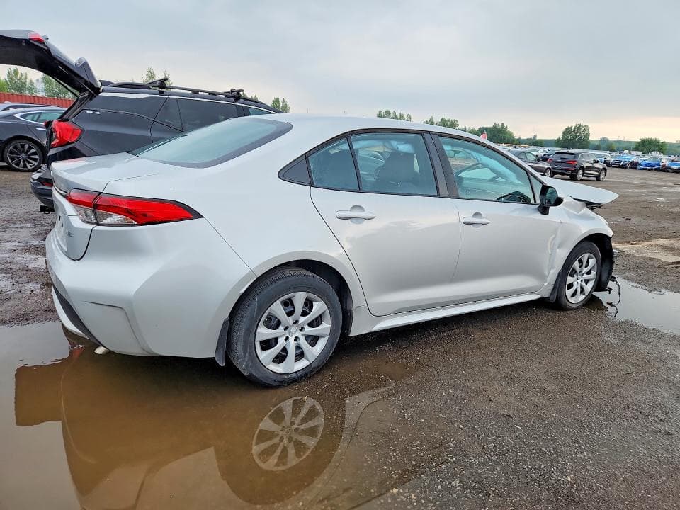2022 TOYOTA COROLLA LE 3