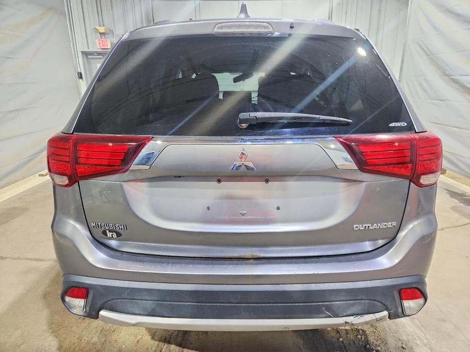 2018 MITSUBISHI OUTLANDER SE 6