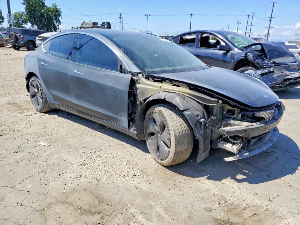 2019 TESLA MODEL 3 4