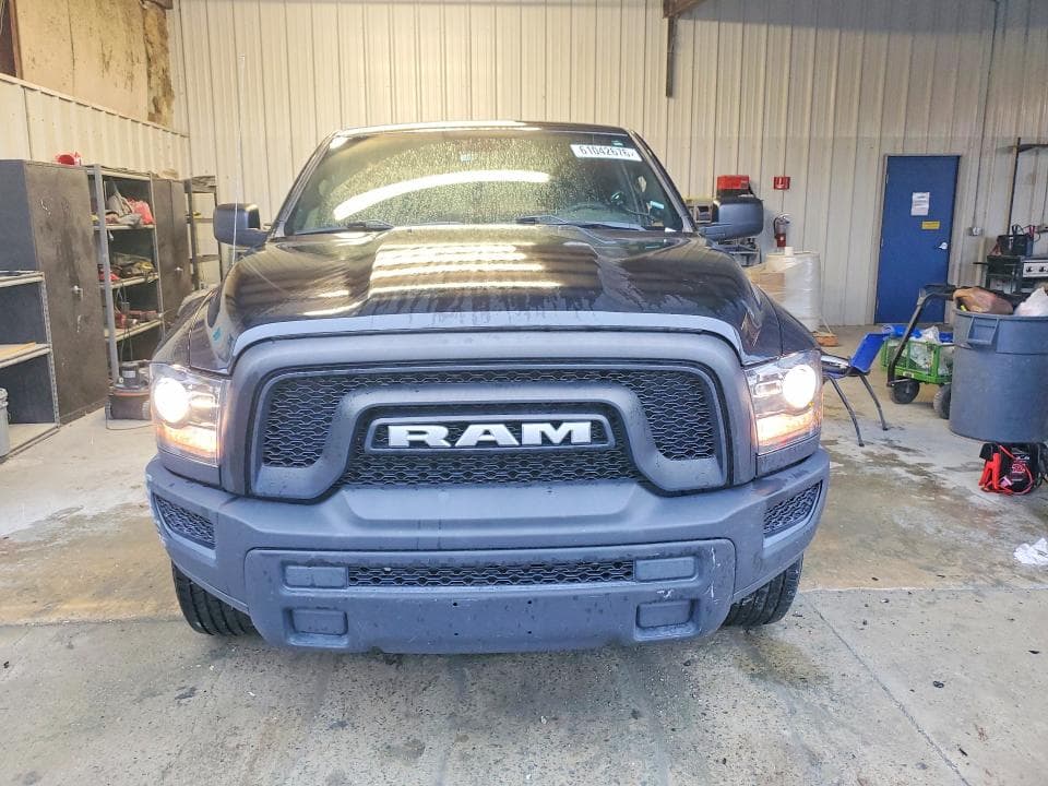 2024 RAM 1500 CLASSIC SLT 5