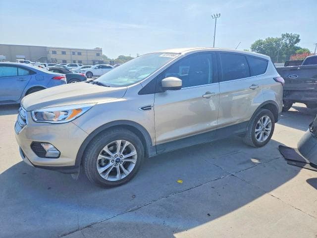2017 FORD ESCAPE SE - 1