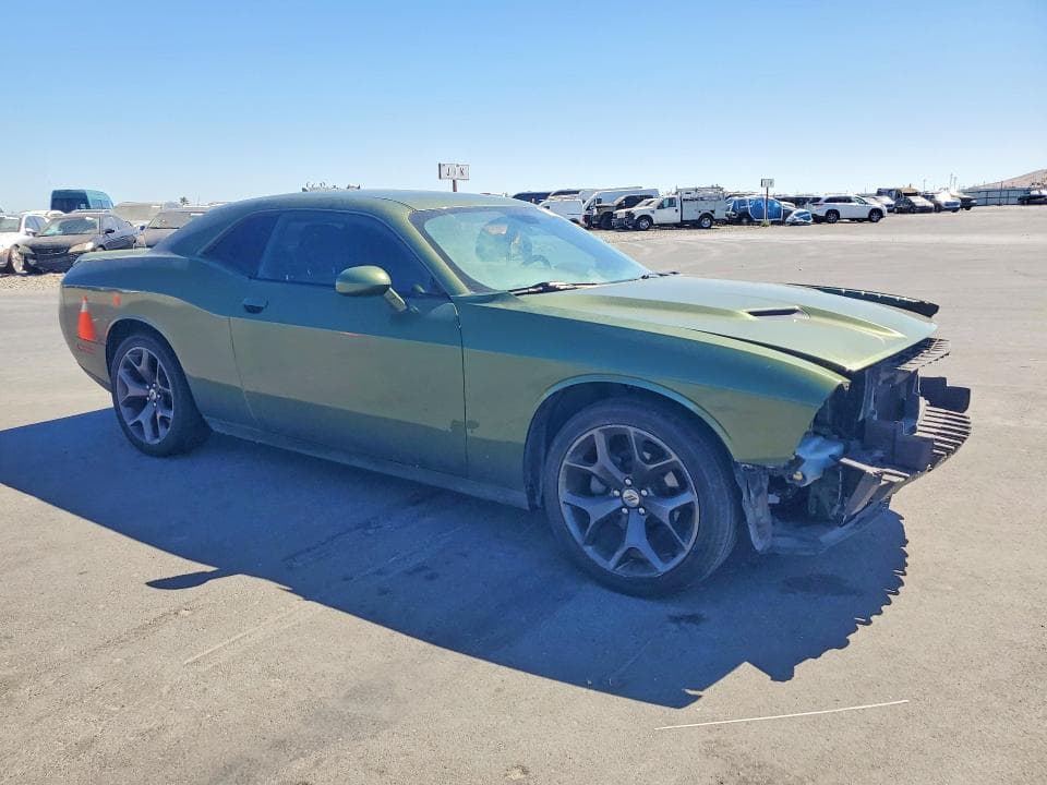 2020 DODGE CHALLENGER SXT 4