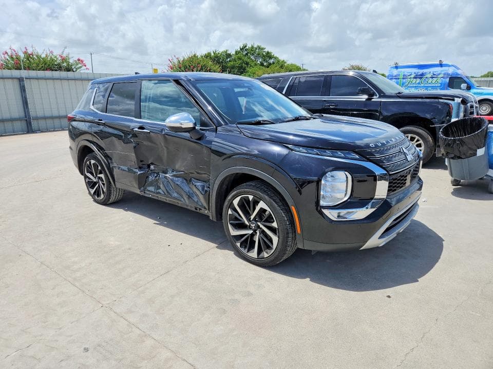 2022 MITSUBISHI OUTLANDER SE 4