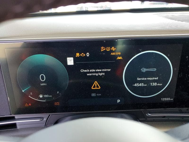 2026 HYUNDAI KONA SEL PREMIUM 9