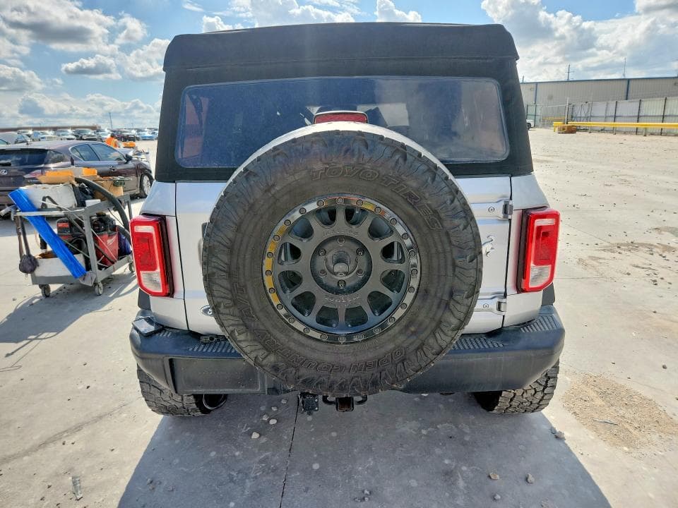 2023 FORD BRONCO BASE 6