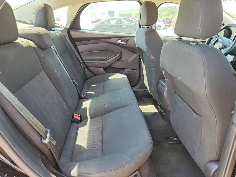 2018 FORD FOCUS SE 10