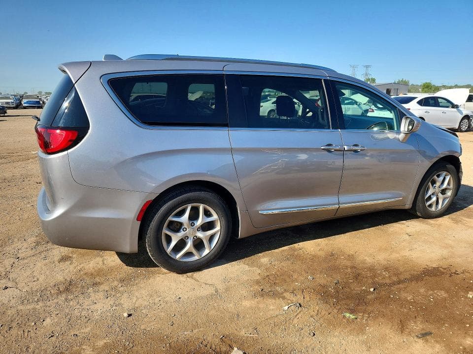 2018 CHRYSLER PACIFICA TOURING L PLUS 3