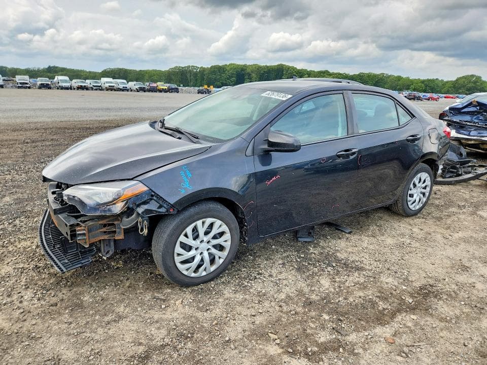 2018 TOYOTA COROLLA LE - 1