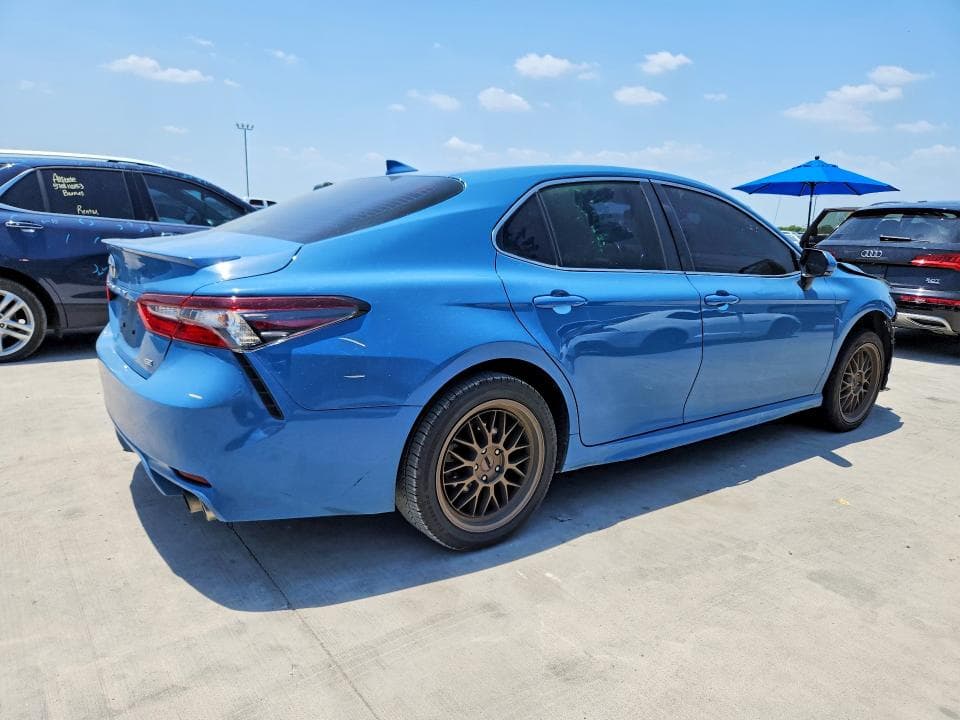 2023 TOYOTA CAMRY SE 3