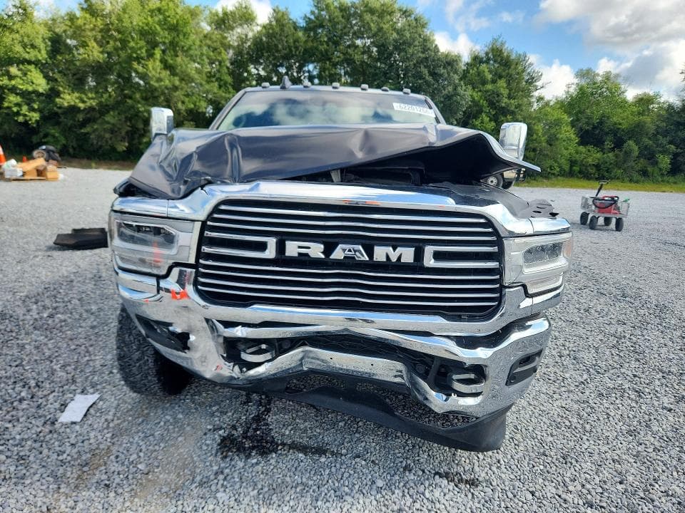 2022 RAM 3500 LARAMIE 5