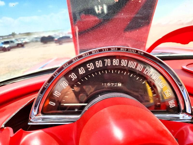 1960 CHEVROLET CORVETTE 9