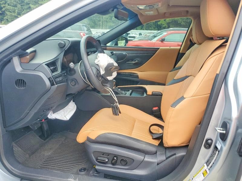 2025 LEXUS ES 300H ULTRA LUXURY 7