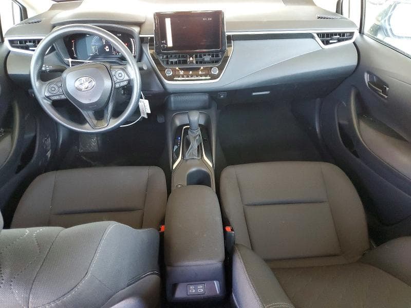 2026 TOYOTA COROLLA LE 8
