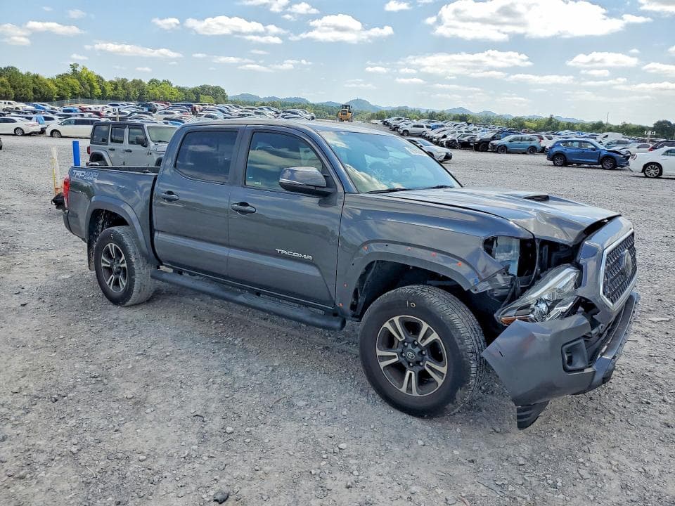 2018 TOYOTA TACOMA TRD SPORT 4