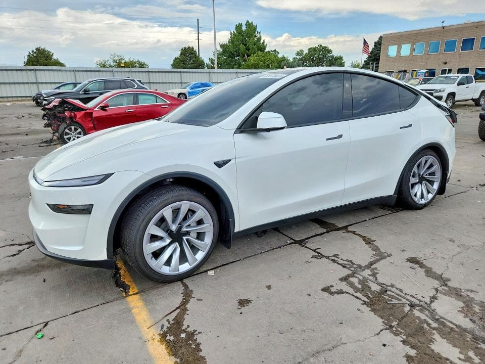 2026 TESLA MODEL Y - 1