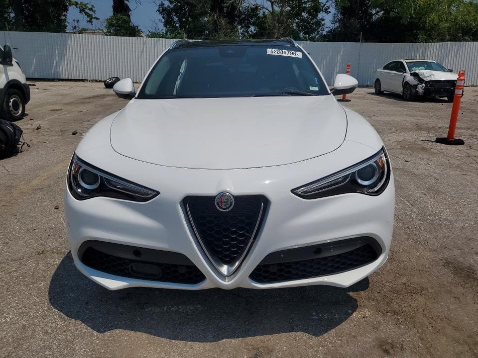 2021 ALFA ROMEO STELVIO TI 5