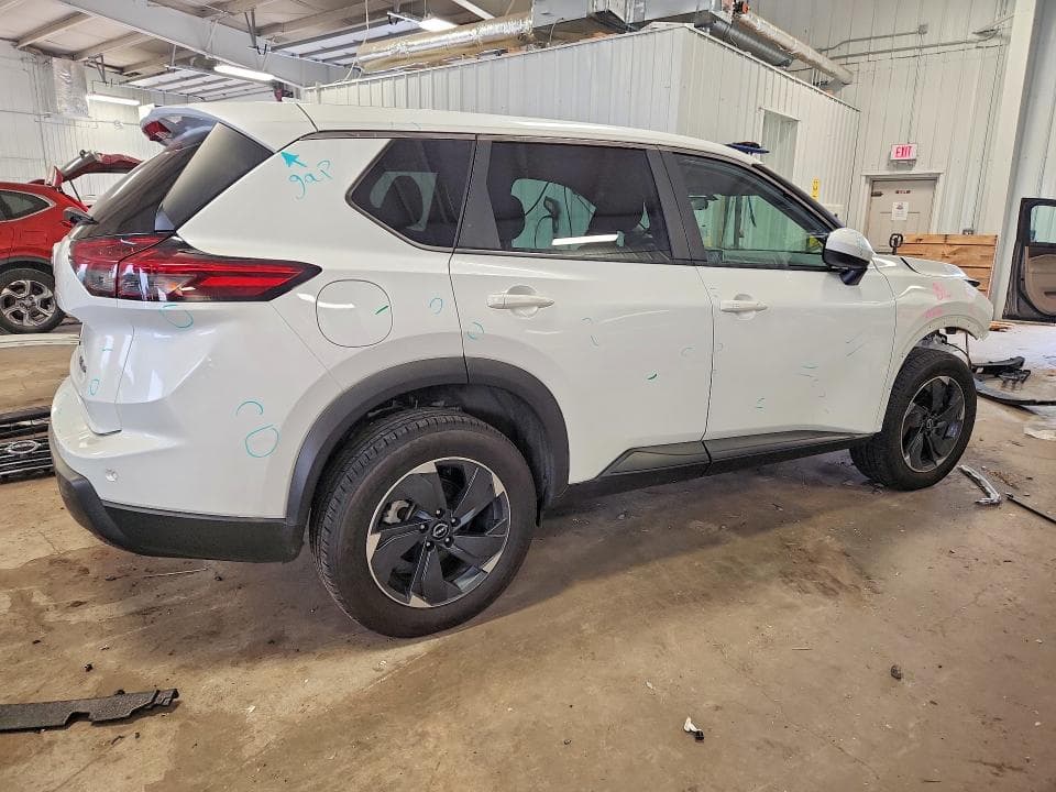 2024 NISSAN ROGUE SV 3