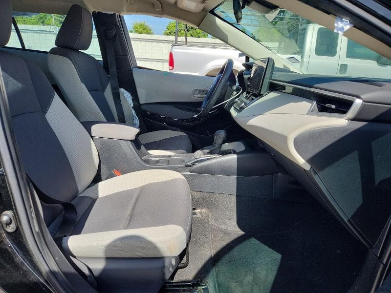 2024 TOYOTA COROLLA LE 7