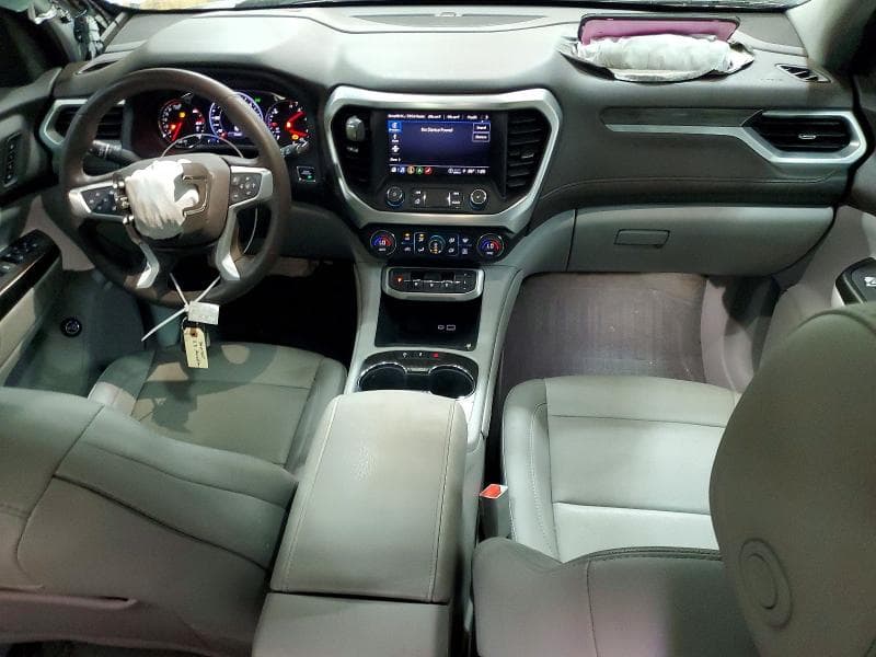 2023 GMC ACADIA SLT 8