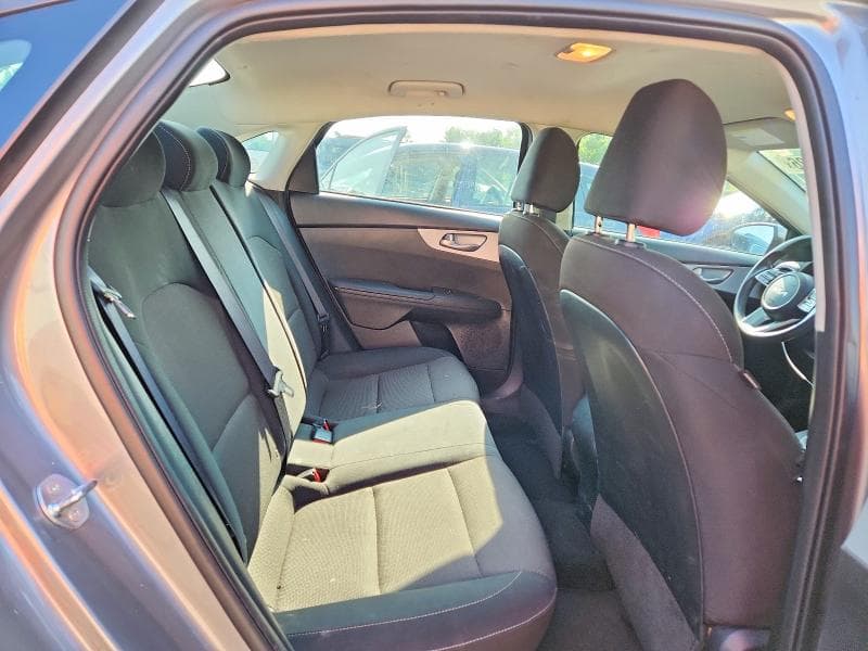 2024 KIA FORTE LXS 10