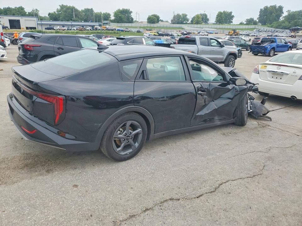 2025 KIA K4 LXS 3