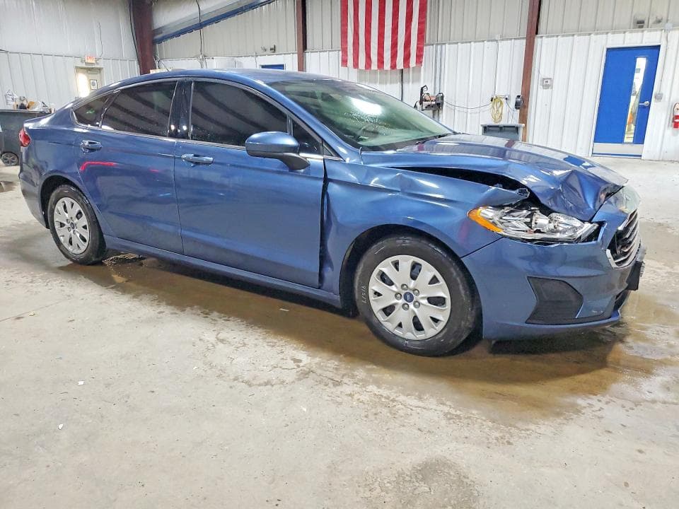 2019 FORD FUSION S 4