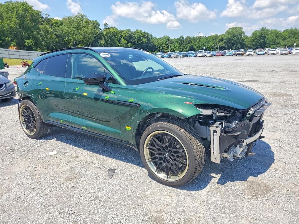 2021 ASTON MARTIN DBX 4