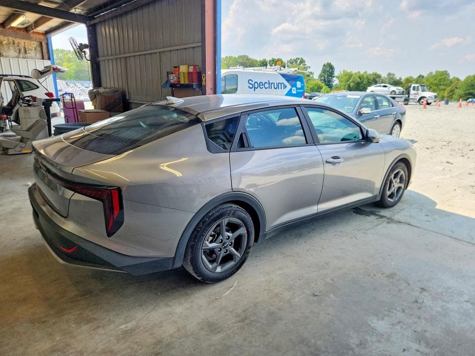 2025 KIA K4 LXS 3