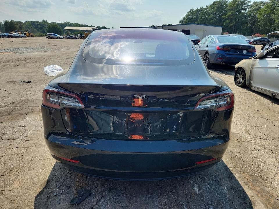 2018 TESLA MODEL 3 6