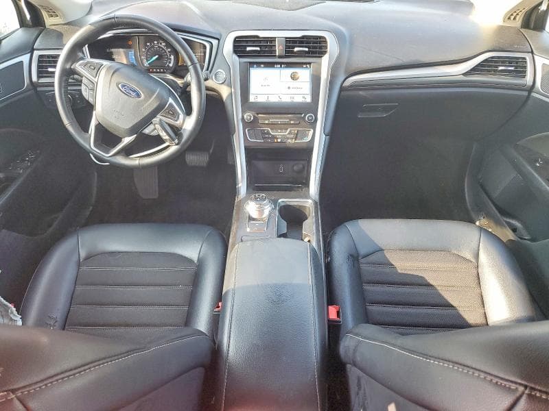 2017 FORD FUSION SE 8
