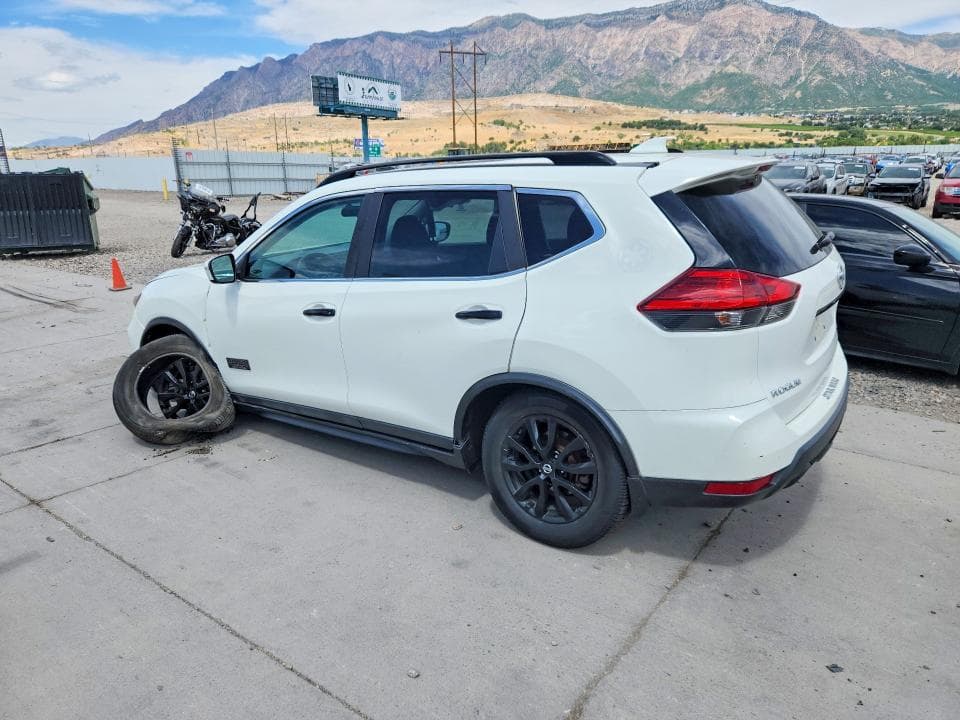 2017 NISSAN ROGUE SV 2