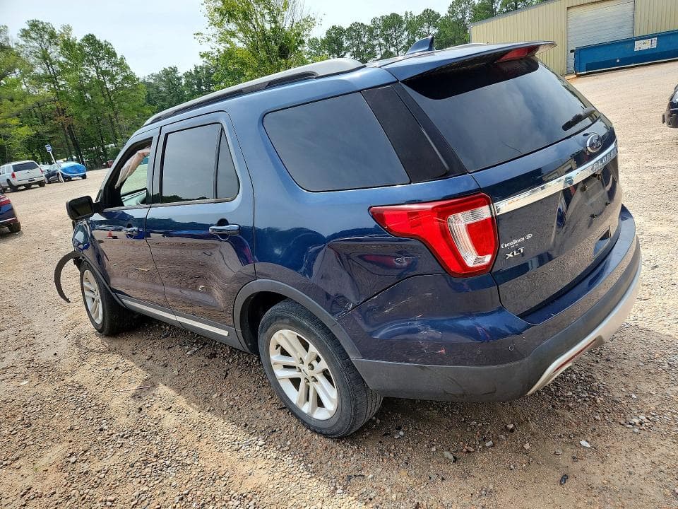 2017 FORD EXPLORER XLT 2