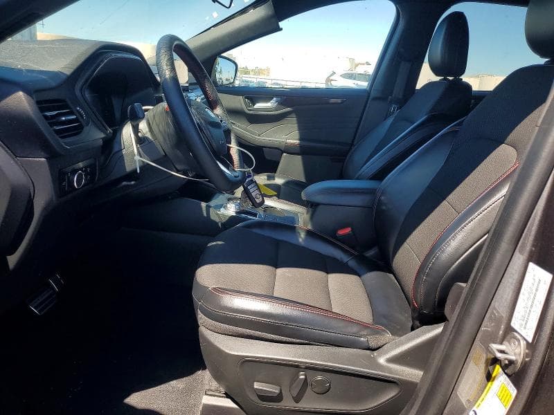 2023 FORD ESCAPE ST LINE 7