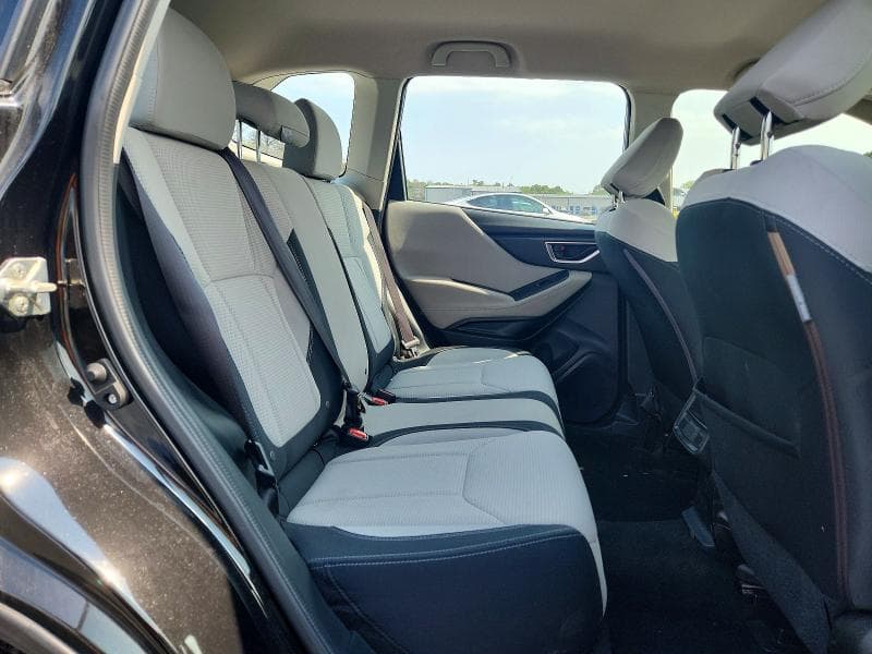 2021 SUBARU FORESTER 10