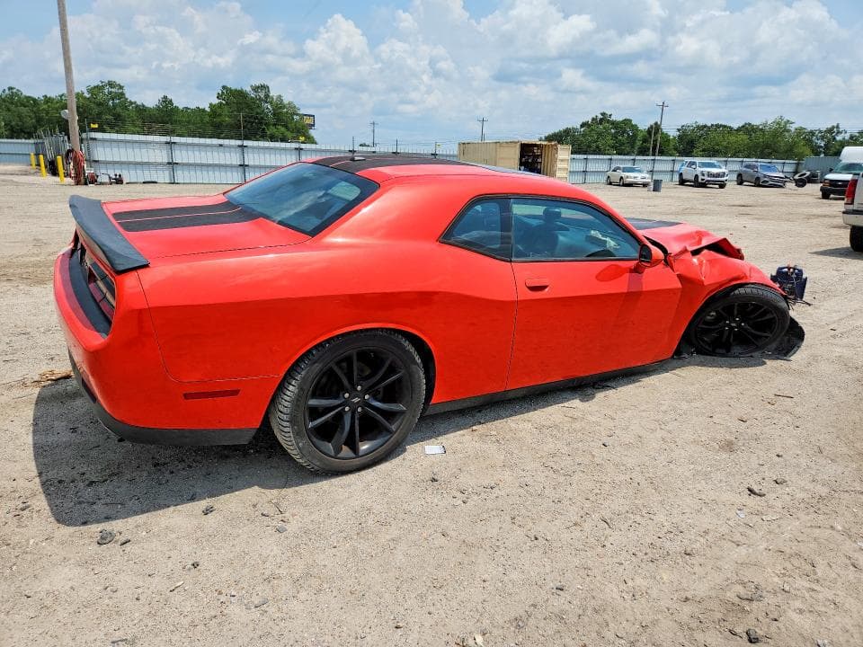 2017 DODGE CHALLENGER SXT 3