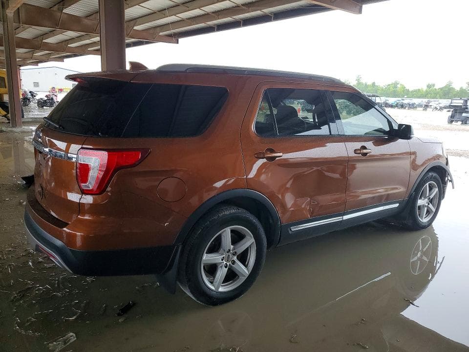 2017 FORD EXPLORER XLT 3