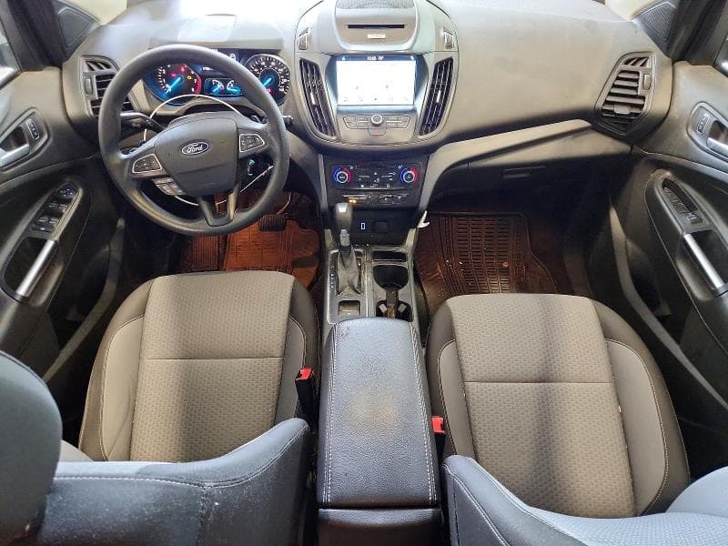 2017 FORD ESCAPE SE 8