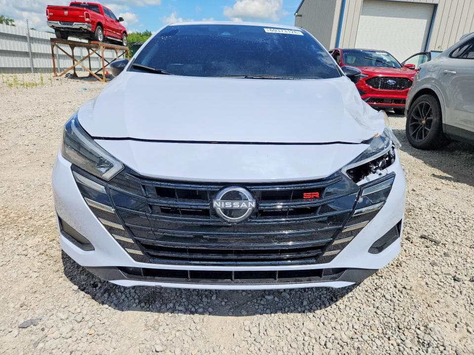 2024 NISSAN VERSA SR 5