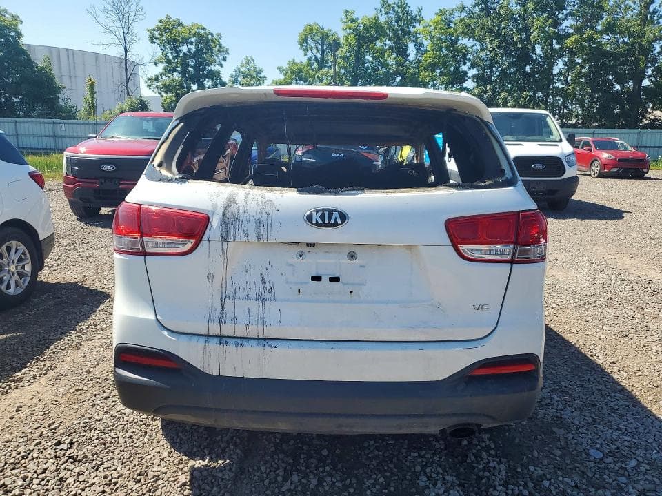2017 KIA SORENTO LX V6 6