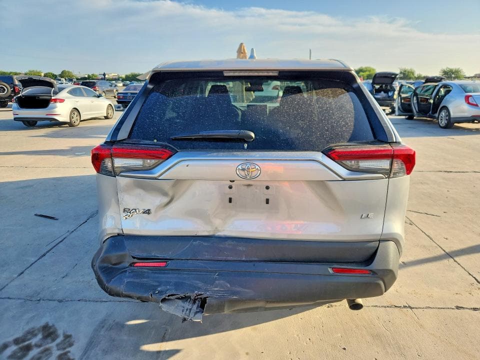 2023 TOYOTA RAV4 LE 6