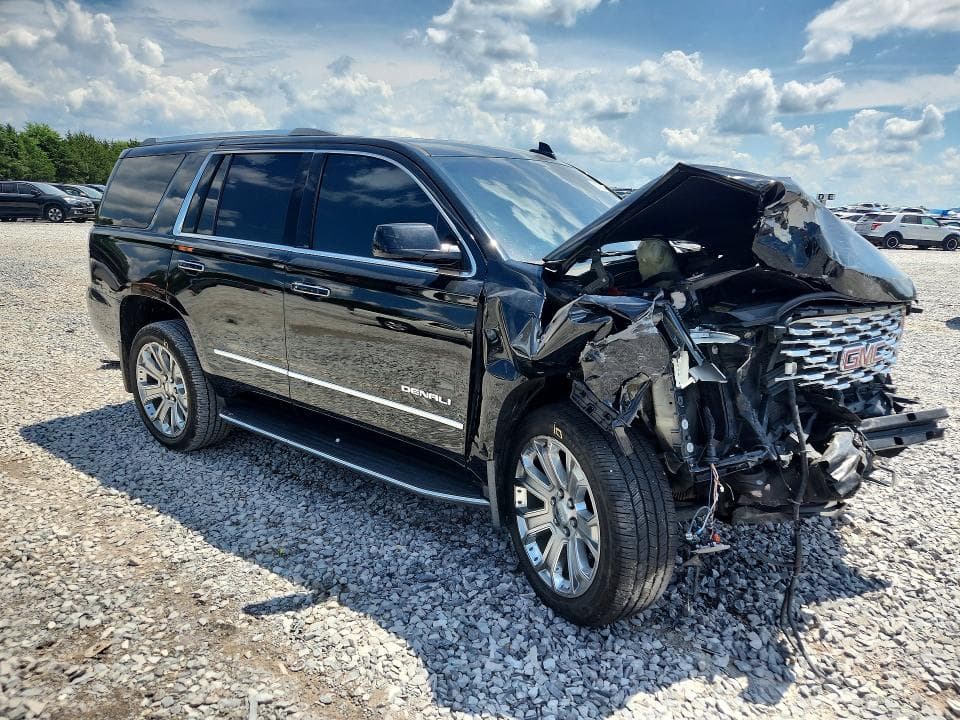 2018 GMC YUKON DENALI 4