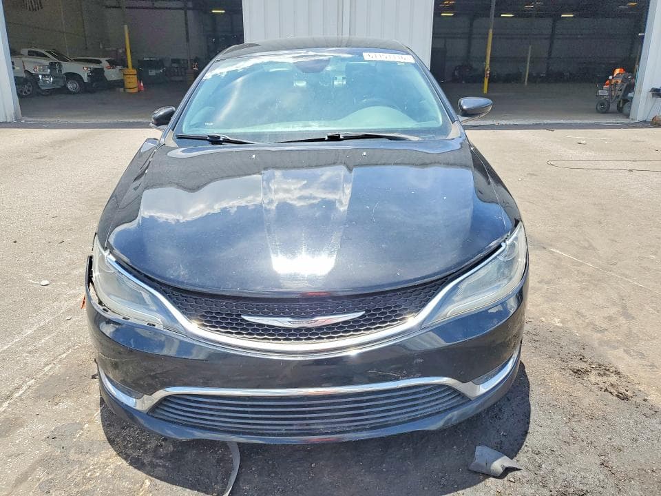 2017 CHRYSLER 200 LIMITED 5