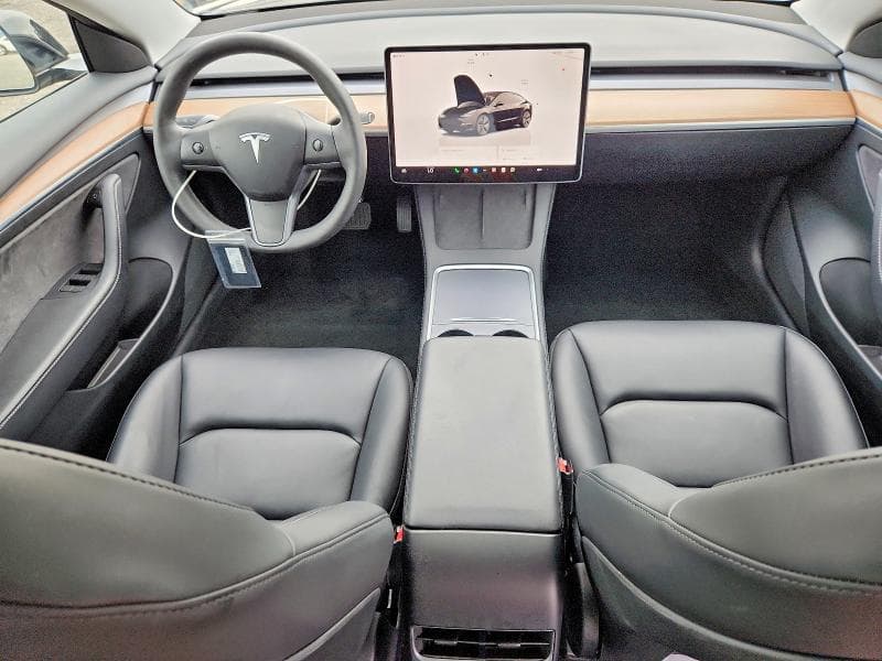 2023 TESLA MODEL 3 8