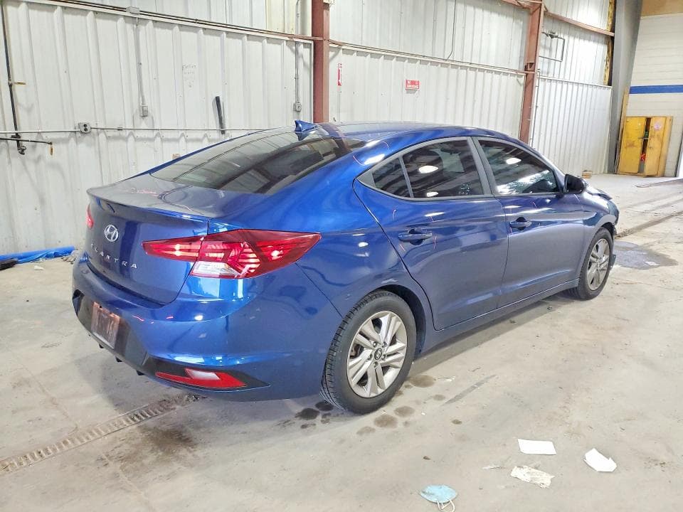 2019 HYUNDAI ELANTRA SEL 3