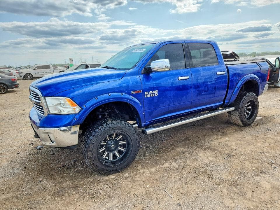 2017 RAM 1500 SLT - 1